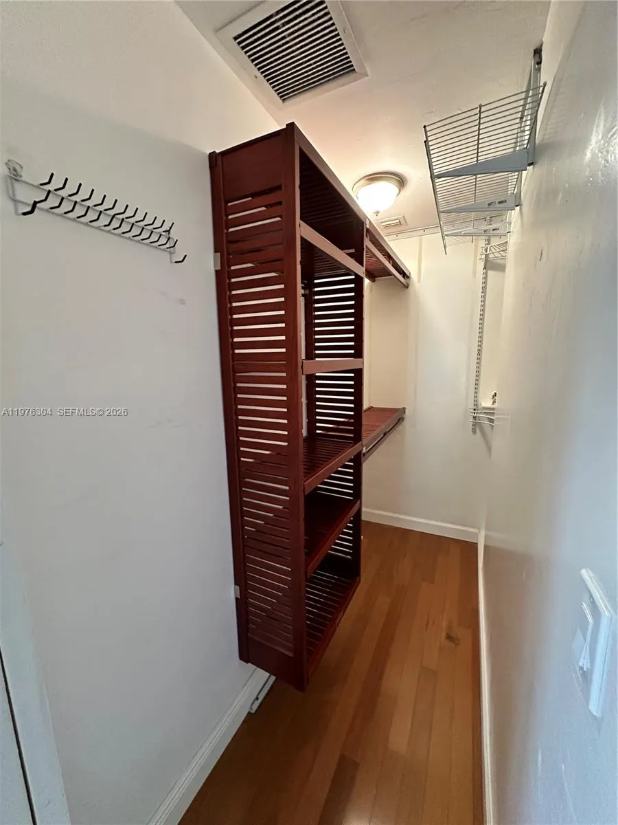 4701 Sw 34th Dr, Dania Beach, Florida 33312, Dania Beach, Florida 33312, 4 Bedrooms Bedrooms, ,2 BathroomsBathrooms,Residential Lease,For Rent,4701 Sw 34th Dr, Dania Beach, Florida 33312,A11976304