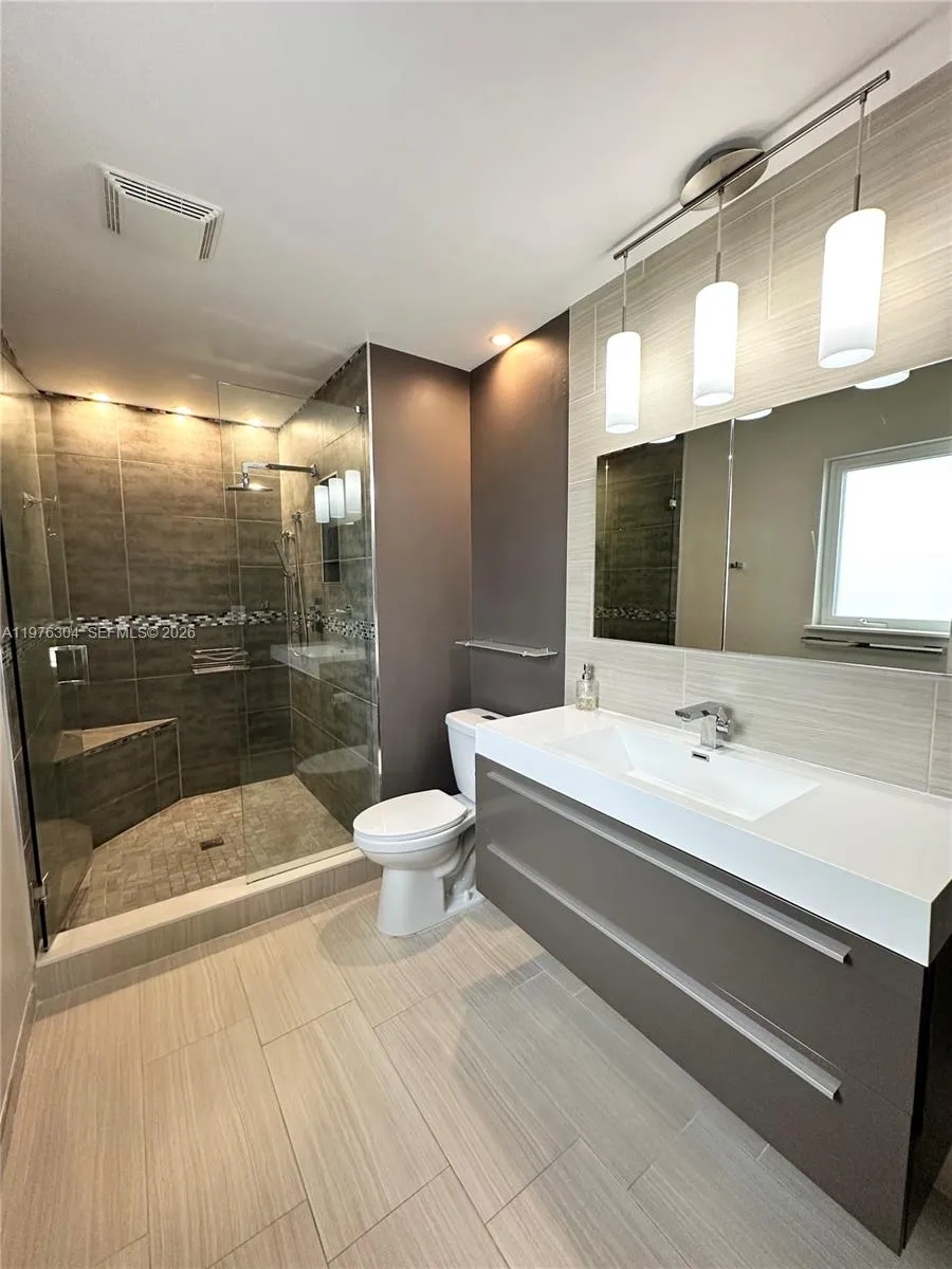 4701 Sw 34th Dr, Dania Beach, Florida 33312, Dania Beach, Florida 33312, 4 Bedrooms Bedrooms, ,2 BathroomsBathrooms,Residential Lease,For Rent,4701 Sw 34th Dr, Dania Beach, Florida 33312,A11976304