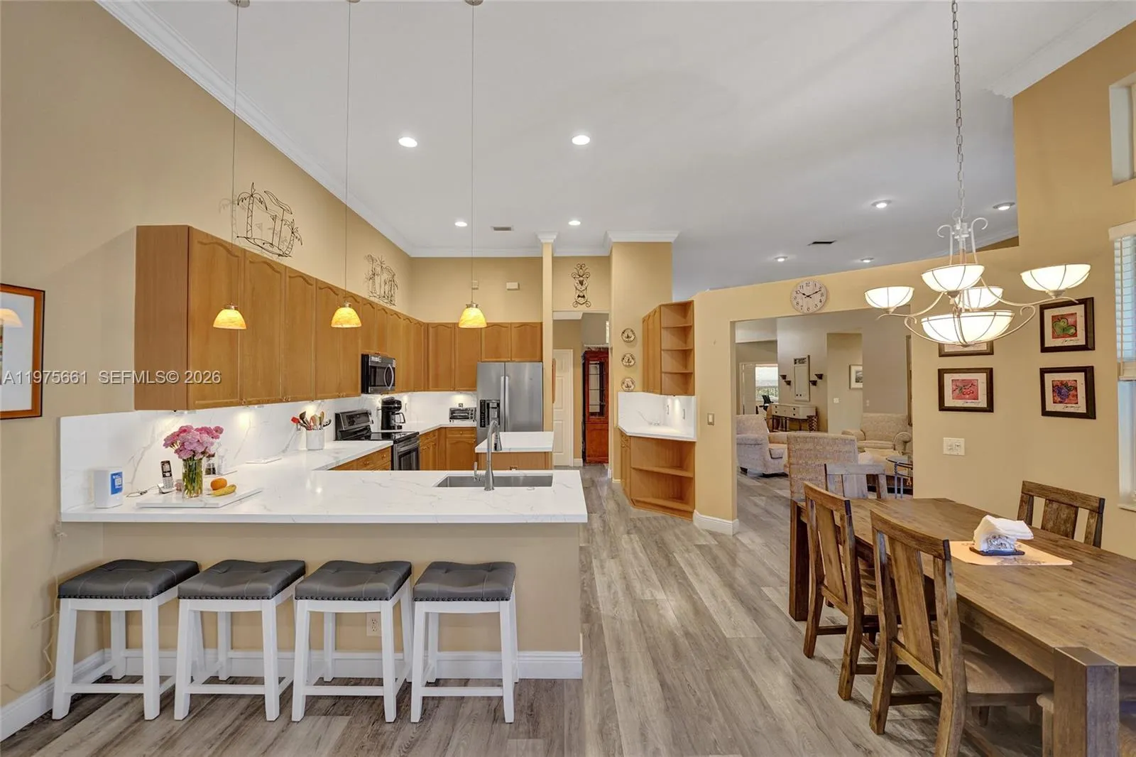 2458 Greenbrier Ct, Weston, Florida 33327, Weston, Florida 33327, 5 Bedrooms Bedrooms, ,3 BathroomsBathrooms,Residential,For Sale,2458 Greenbrier Ct, Weston, Florida 33327,A11975661