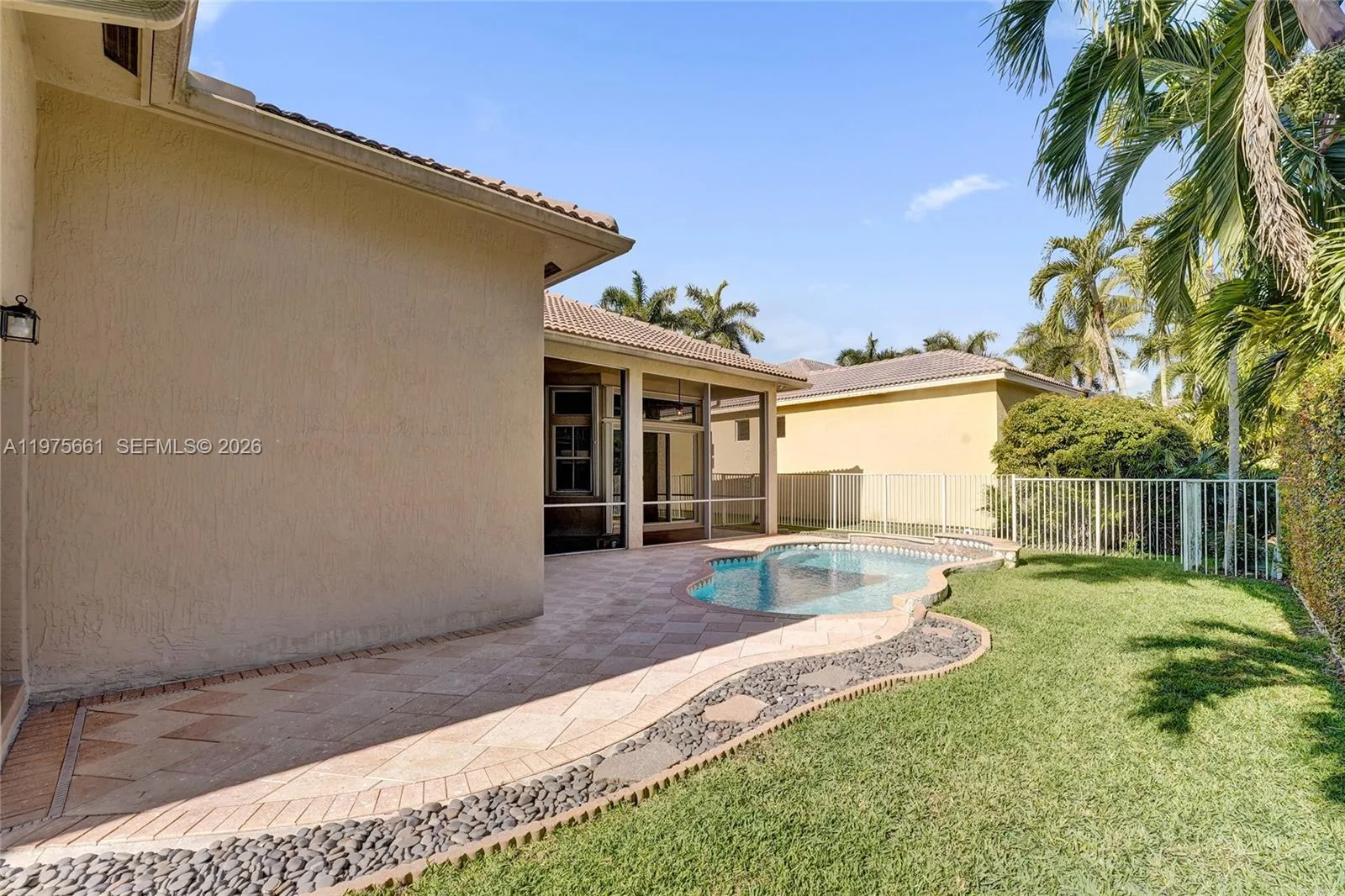 2458 Greenbrier Ct, Weston, Florida 33327, Weston, Florida 33327, 5 Bedrooms Bedrooms, ,3 BathroomsBathrooms,Residential,For Sale,2458 Greenbrier Ct, Weston, Florida 33327,A11975661