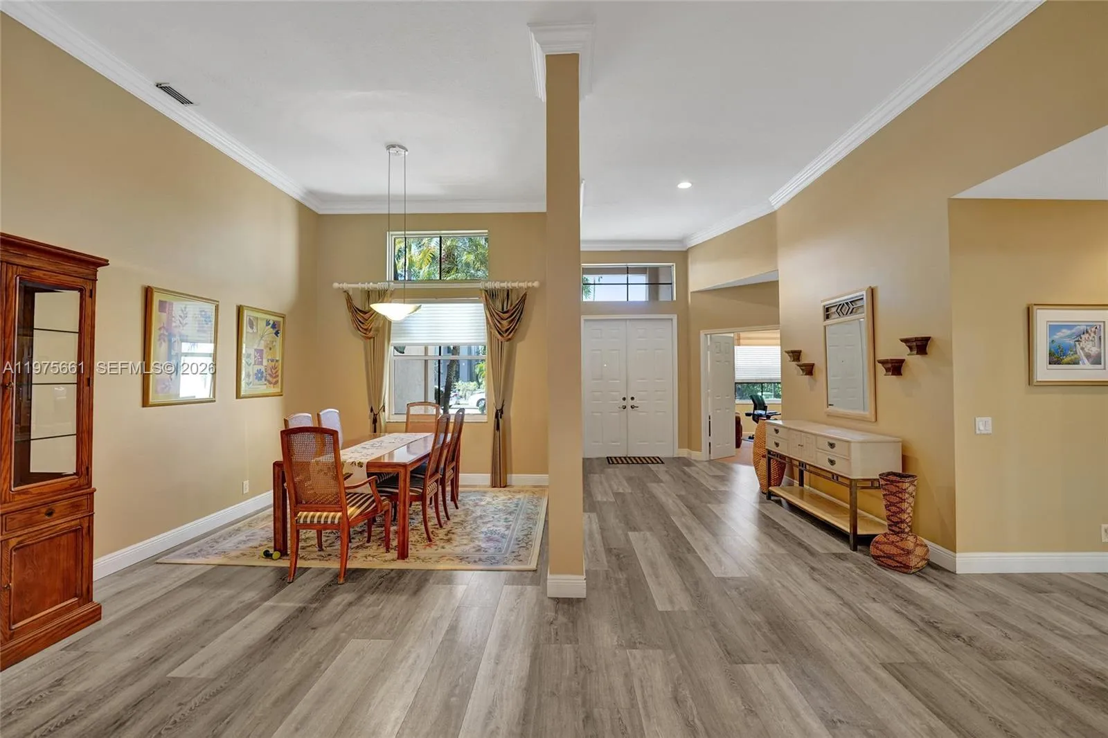 2458 Greenbrier Ct, Weston, Florida 33327, Weston, Florida 33327, 5 Bedrooms Bedrooms, ,3 BathroomsBathrooms,Residential,For Sale,2458 Greenbrier Ct, Weston, Florida 33327,A11975661