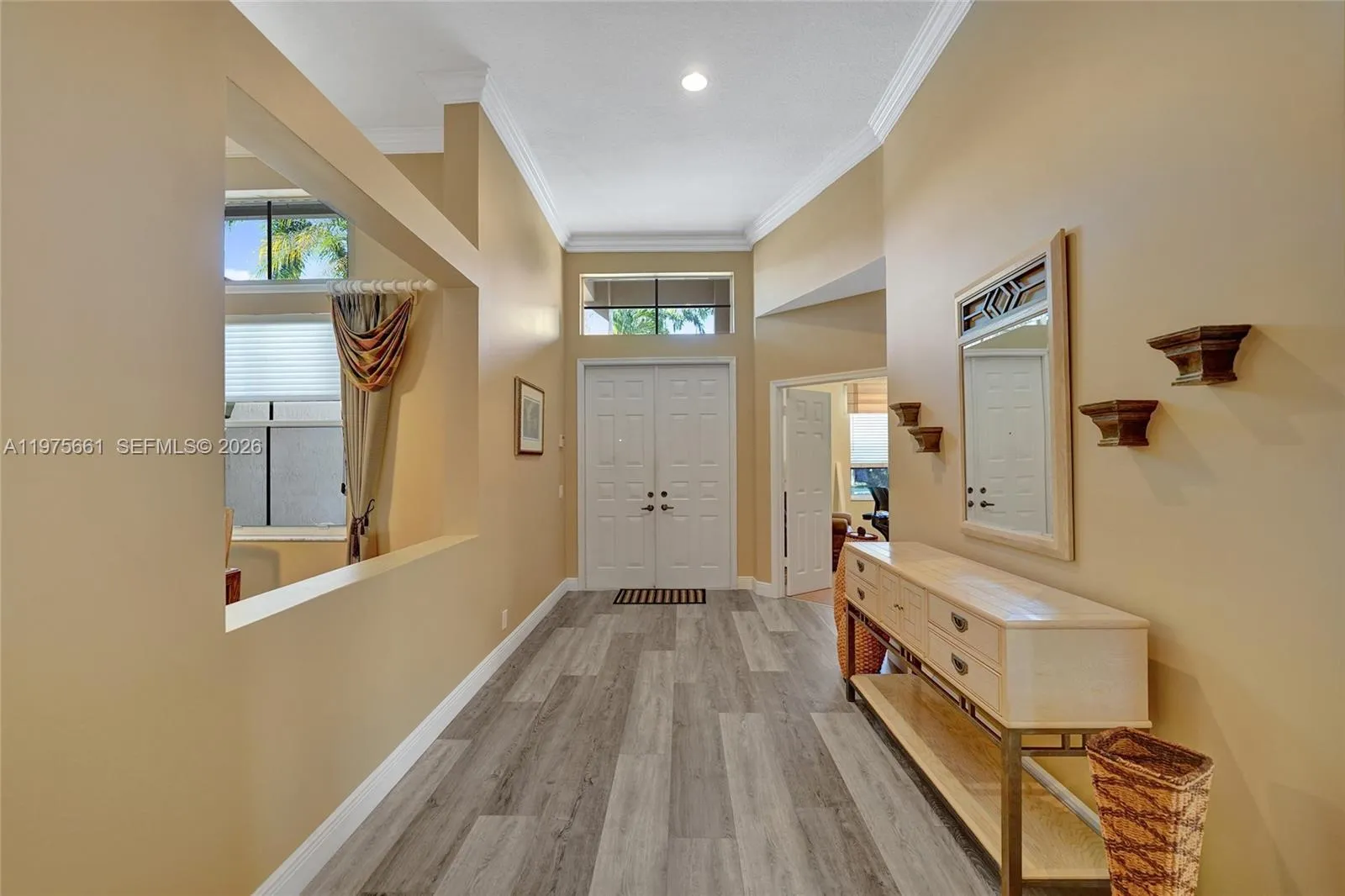 2458 Greenbrier Ct, Weston, Florida 33327, Weston, Florida 33327, 5 Bedrooms Bedrooms, ,3 BathroomsBathrooms,Residential,For Sale,2458 Greenbrier Ct, Weston, Florida 33327,A11975661