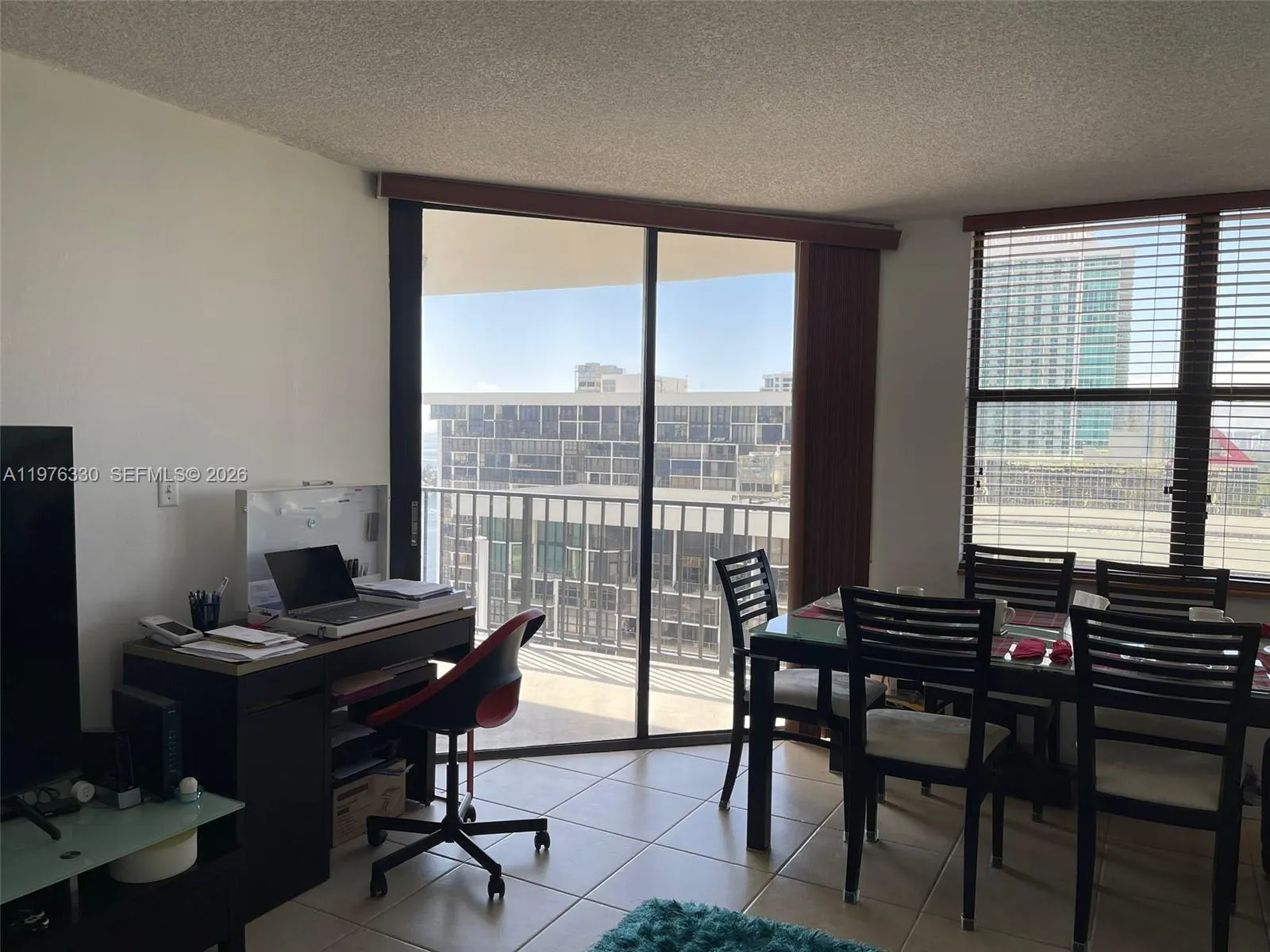 1901 Brickell Ave B2207, Miami, Florida 33129, Miami, Florida 33129, 1 Bedroom Bedrooms, ,1 BathroomBathrooms,Residential Lease,For Rent,1901 Brickell Ave B2207, Miami, Florida 33129,A11976330