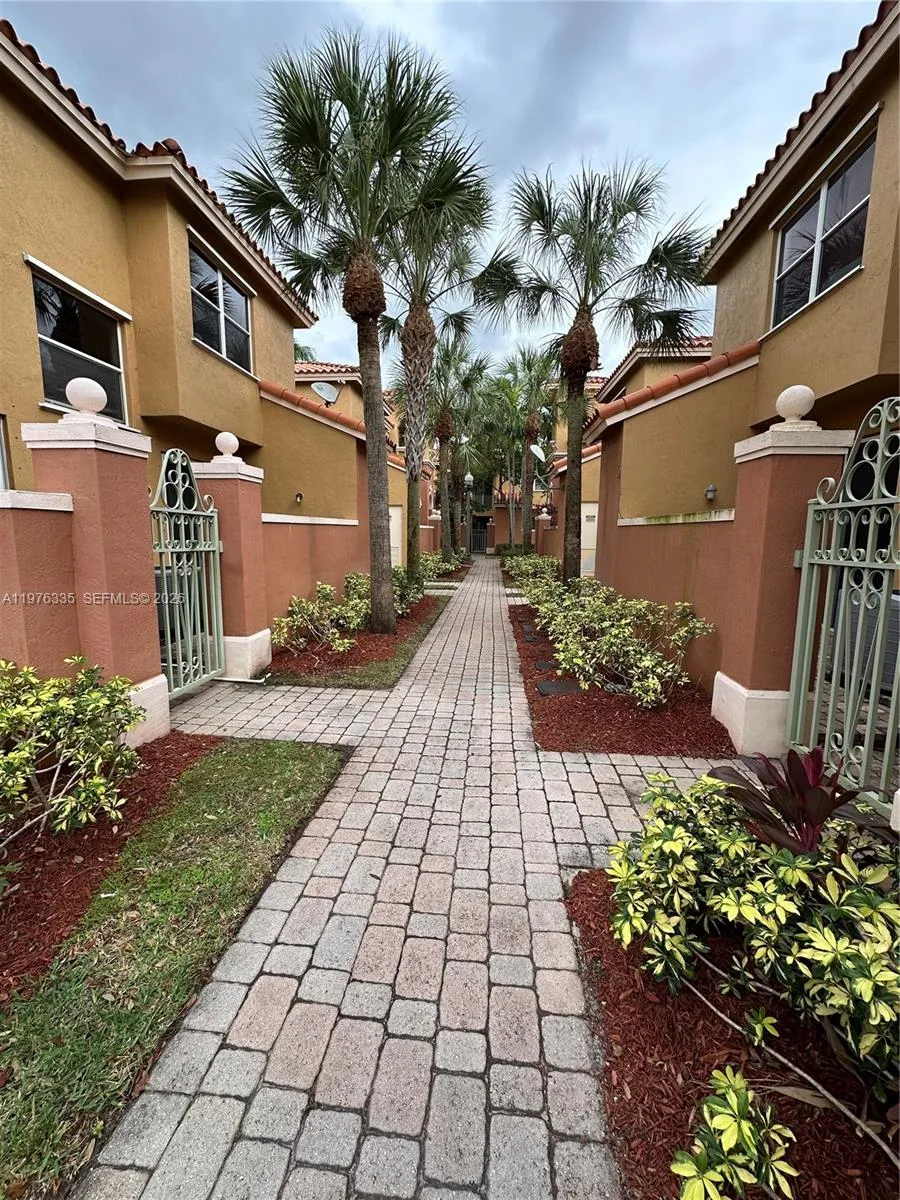 745 Sw 107th Ave 2207, Pembroke Pines, Florida 330, Pembroke Pines, Florida 33025, 3 Bedrooms Bedrooms, ,2 BathroomsBathrooms,Residential Lease,For Rent,745 Sw 107th Ave 2207, Pembroke Pines, Florida 330,A11976335