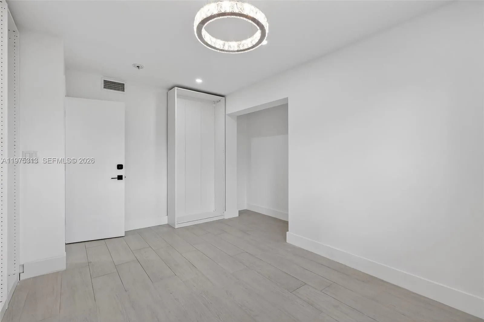 877 Ne 195th St 422, Miami, Florida 33179, Miami, Florida 33179, 3 Bedrooms Bedrooms, ,2 BathroomsBathrooms,Residential,For Sale,877 Ne 195th St 422, Miami, Florida 33179,A11975313