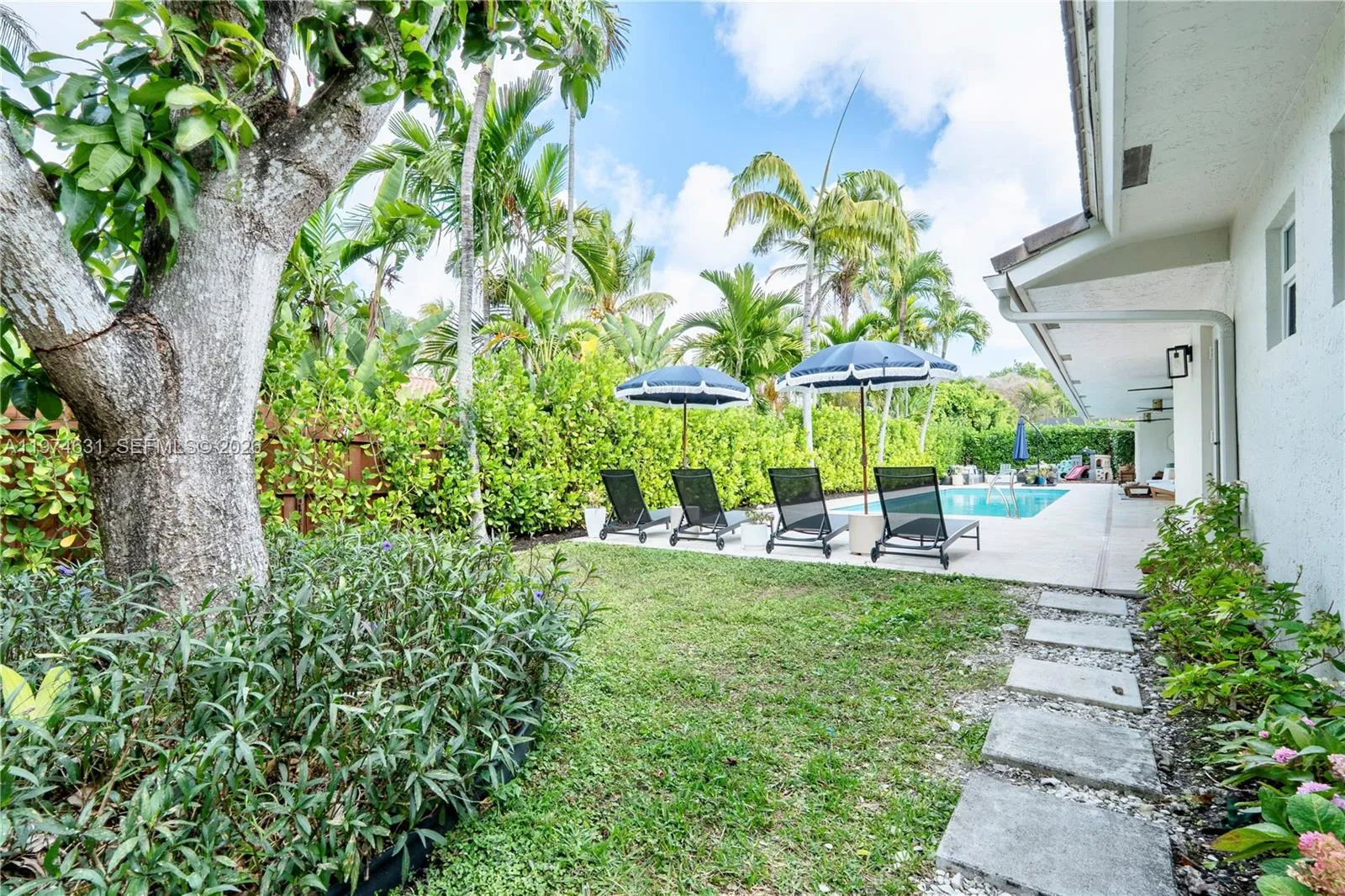 10461 Sw 121st St, Miami, Florida 33176, Miami, Florida 33176, 5 Bedrooms Bedrooms, ,4 BathroomsBathrooms,Residential,For Sale,10461 Sw 121st St, Miami, Florida 33176,A11974631
