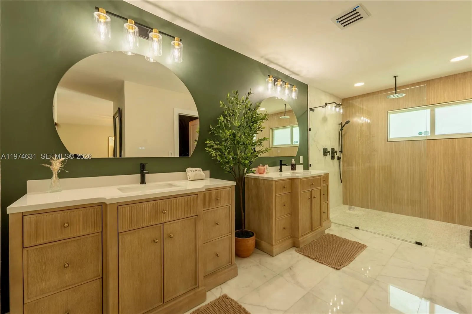 10461 Sw 121st St, Miami, Florida 33176, Miami, Florida 33176, 5 Bedrooms Bedrooms, ,4 BathroomsBathrooms,Residential,For Sale,10461 Sw 121st St, Miami, Florida 33176,A11974631
