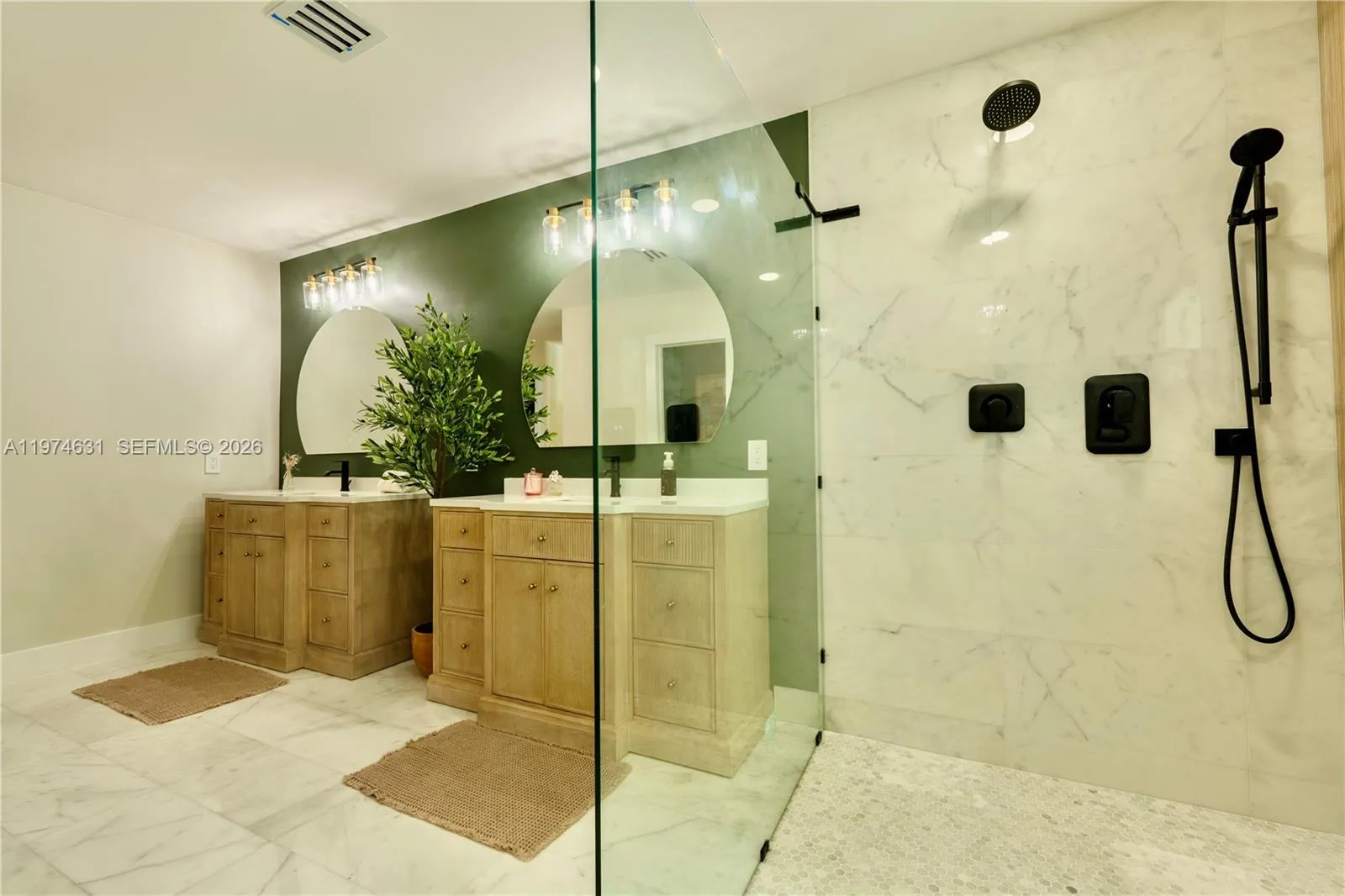 10461 Sw 121st St, Miami, Florida 33176, Miami, Florida 33176, 5 Bedrooms Bedrooms, ,4 BathroomsBathrooms,Residential,For Sale,10461 Sw 121st St, Miami, Florida 33176,A11974631