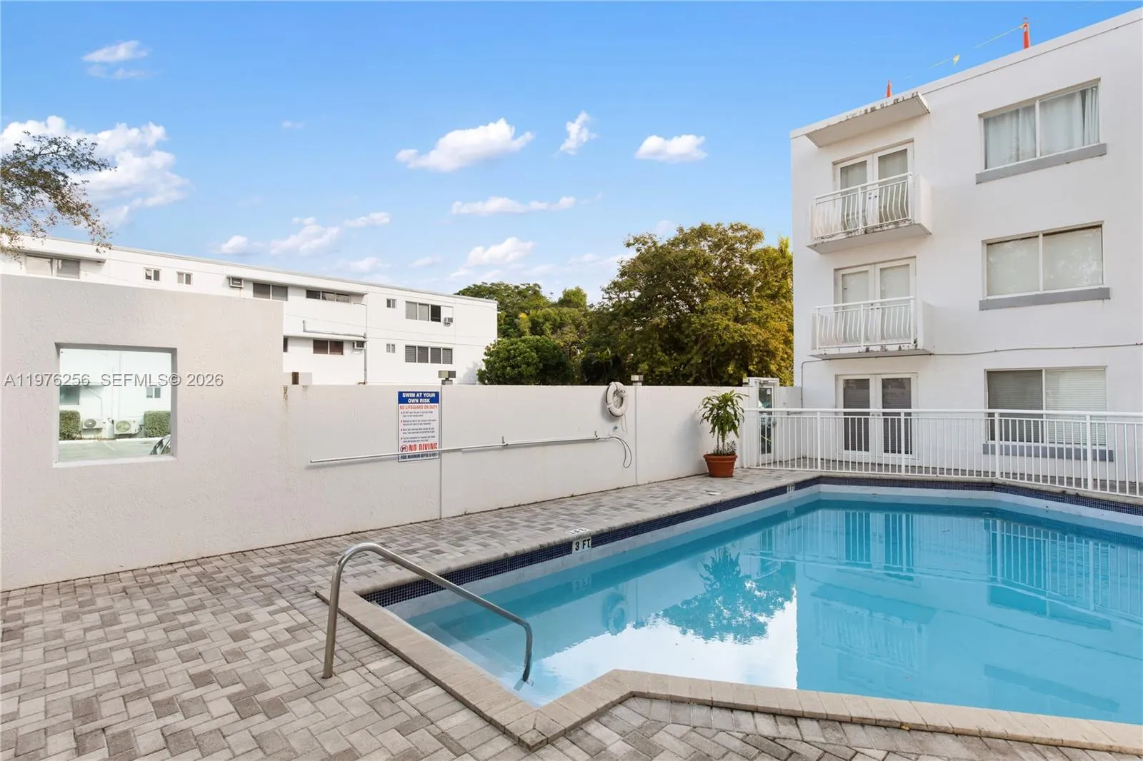 3101 Sw 27th Ave 204, Miami, Florida 33133, Miami, Florida 33133, 1 Bedroom Bedrooms, ,1 BathroomBathrooms,Residential Lease,For Rent,3101 Sw 27th Ave 204, Miami, Florida 33133,A11976256