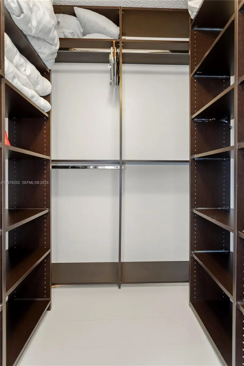 19555 E Country Club Dr 8208, Aventura, Florida 33, Aventura, Florida 33180, 2 Bedrooms Bedrooms, ,2 BathroomsBathrooms,Residential Lease,For Rent,19555 E Country Club Dr 8208, Aventura, Florida 33,A11976352