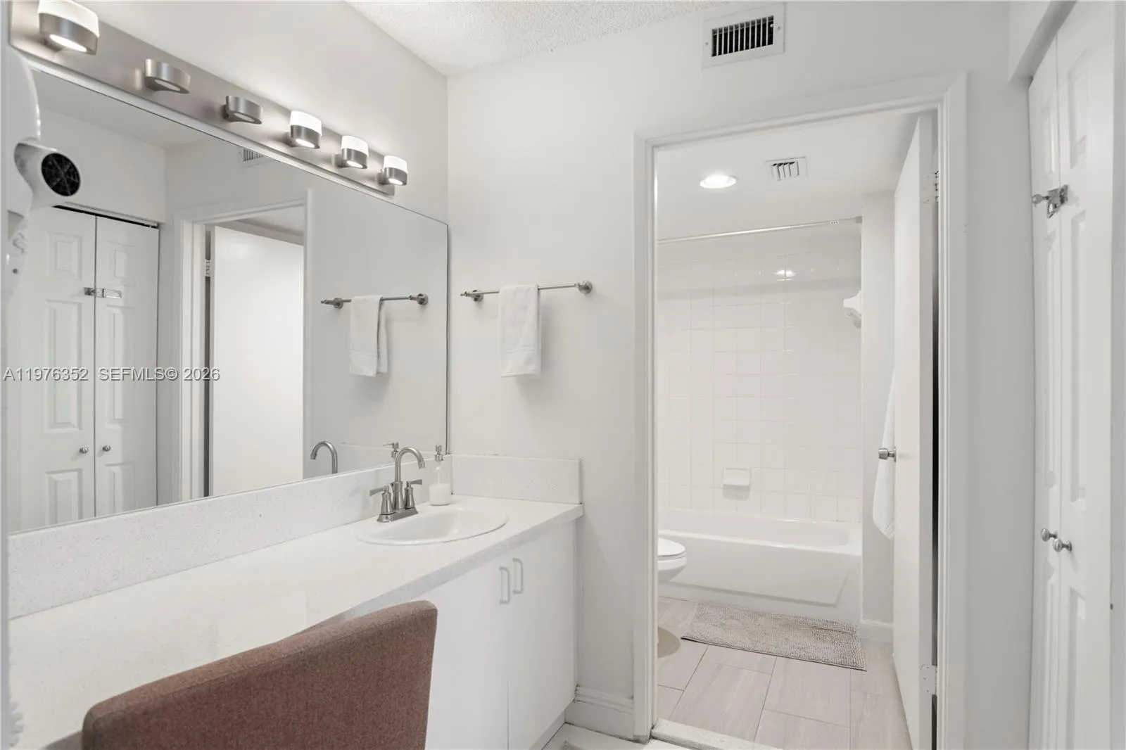 19555 E Country Club Dr 8208, Aventura, Florida 33, Aventura, Florida 33180, 2 Bedrooms Bedrooms, ,2 BathroomsBathrooms,Residential Lease,For Rent,19555 E Country Club Dr 8208, Aventura, Florida 33,A11976352