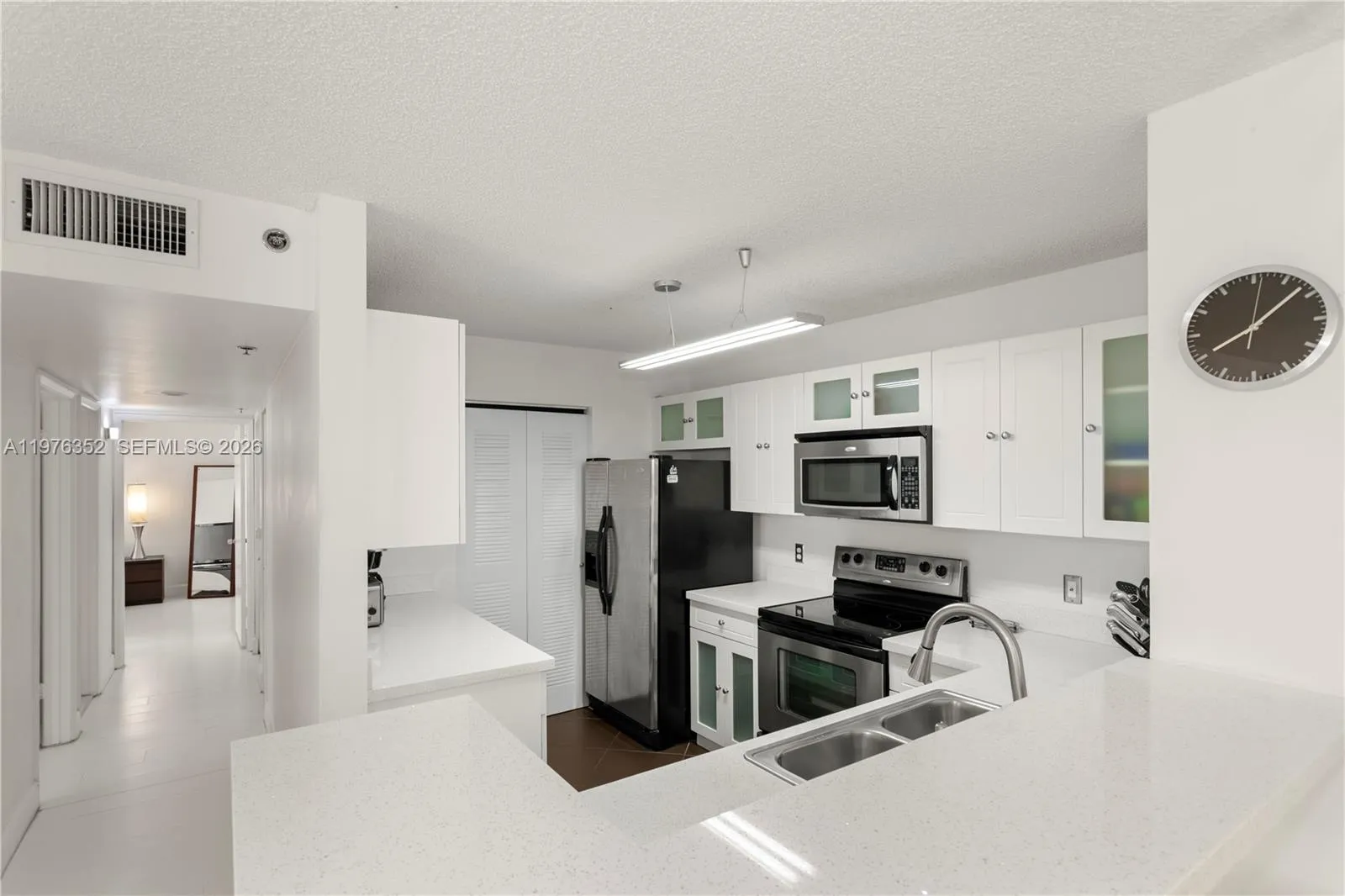 19555 E Country Club Dr 8208, Aventura, Florida 33, Aventura, Florida 33180, 2 Bedrooms Bedrooms, ,2 BathroomsBathrooms,Residential Lease,For Rent,19555 E Country Club Dr 8208, Aventura, Florida 33,A11976352