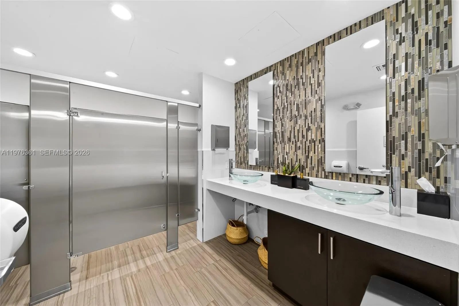 7630 Biscayne Blvd, Miami, Florida 33138, Miami, Florida 33138, ,Commercial Lease,For Rent,7630 Biscayne Blvd, Miami, Florida 33138,A11976361