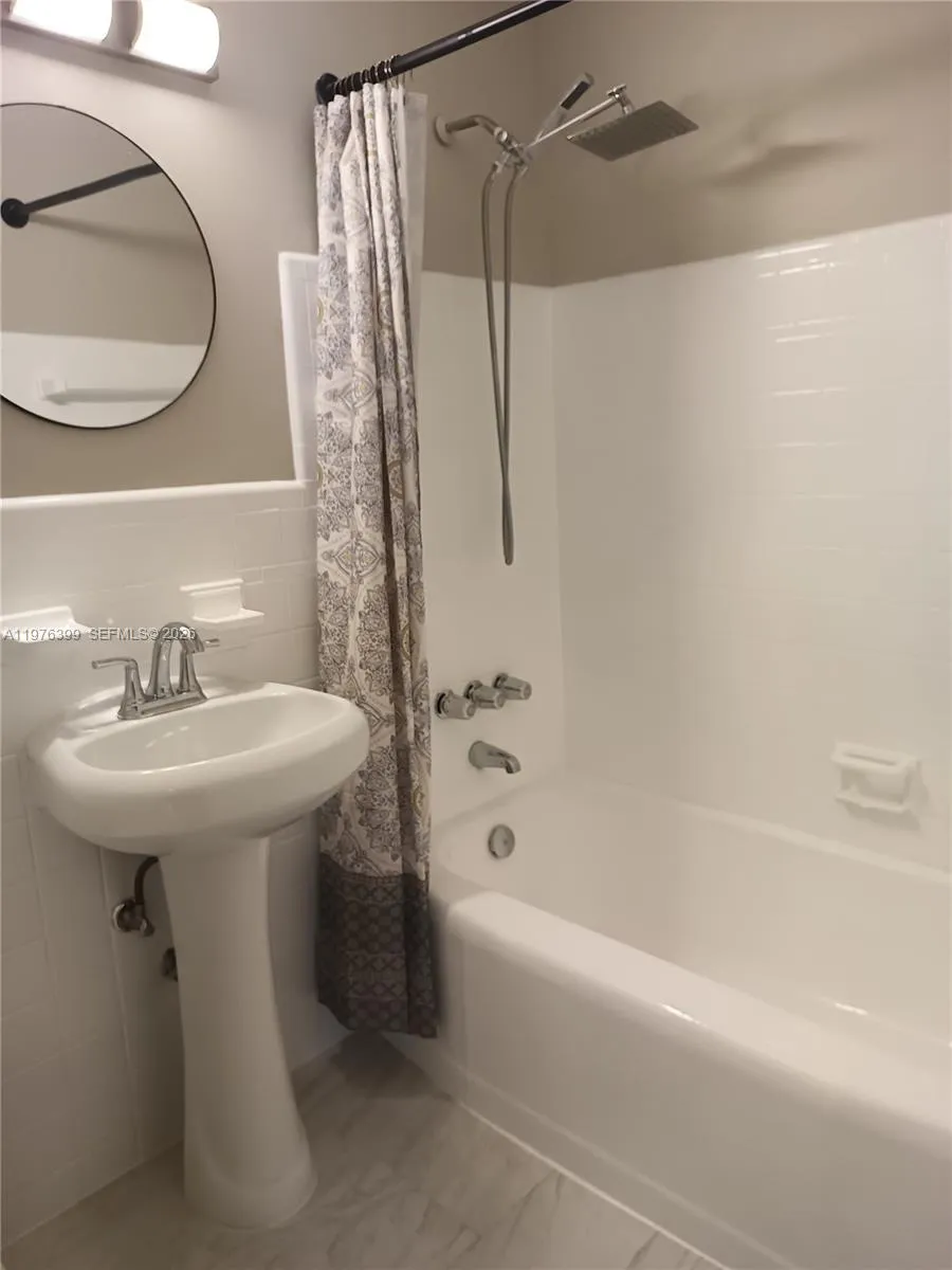 Fort Lauderdale, Florida 33316, ,1 BathroomBathrooms,Residential Lease,For Rent,A11976399