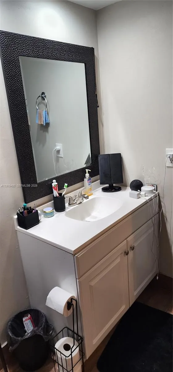 12305 Nw 11 12305, Pembroke Pines, Florida 33026, Pembroke Pines, Florida 33026, 2 Bedrooms Bedrooms, ,2 BathroomsBathrooms,Residential,For Sale,12305 Nw 11 12305, Pembroke Pines, Florida 33026,A11976400