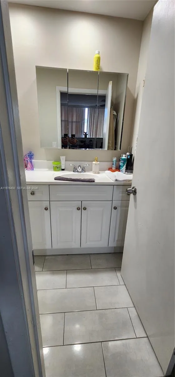12305 Nw 11 12305, Pembroke Pines, Florida 33026, Pembroke Pines, Florida 33026, 2 Bedrooms Bedrooms, ,2 BathroomsBathrooms,Residential,For Sale,12305 Nw 11 12305, Pembroke Pines, Florida 33026,A11976400