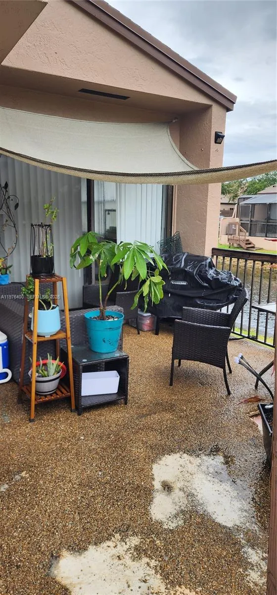 12305 Nw 11 12305, Pembroke Pines, Florida 33026, Pembroke Pines, Florida 33026, 2 Bedrooms Bedrooms, ,2 BathroomsBathrooms,Residential,For Sale,12305 Nw 11 12305, Pembroke Pines, Florida 33026,A11976400