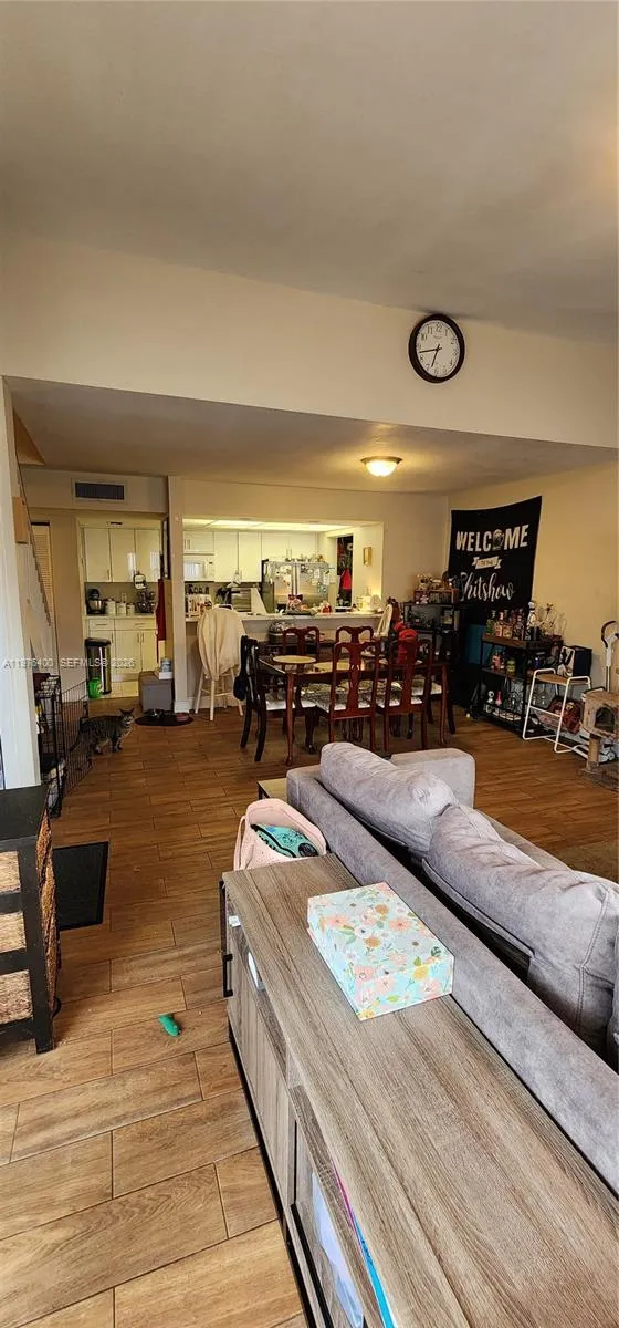 12305 Nw 11 12305, Pembroke Pines, Florida 33026, Pembroke Pines, Florida 33026, 2 Bedrooms Bedrooms, ,2 BathroomsBathrooms,Residential,For Sale,12305 Nw 11 12305, Pembroke Pines, Florida 33026,A11976400