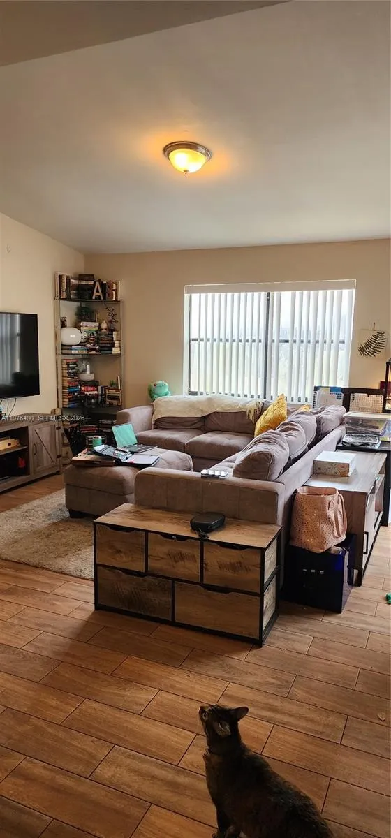 12305 Nw 11 12305, Pembroke Pines, Florida 33026, Pembroke Pines, Florida 33026, 2 Bedrooms Bedrooms, ,2 BathroomsBathrooms,Residential,For Sale,12305 Nw 11 12305, Pembroke Pines, Florida 33026,A11976400