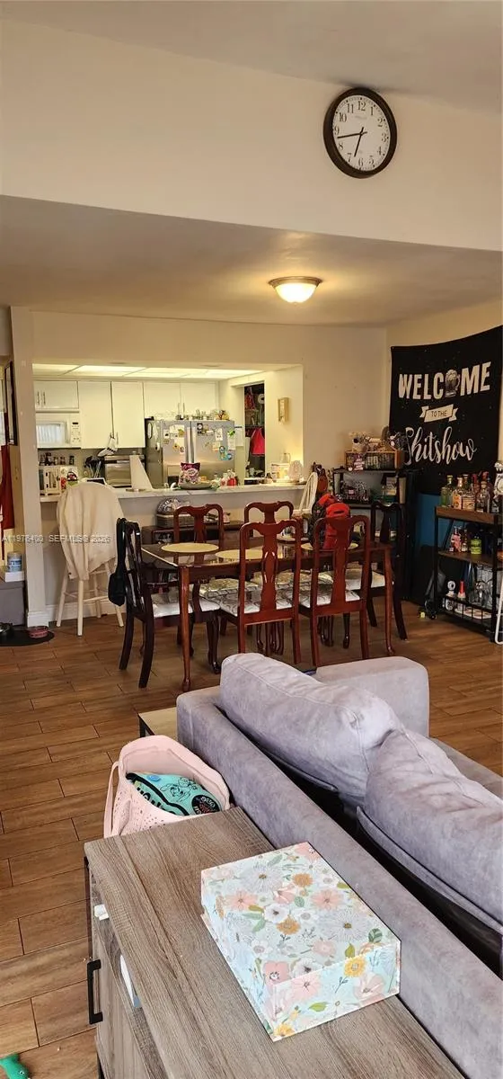 12305 Nw 11 12305, Pembroke Pines, Florida 33026, Pembroke Pines, Florida 33026, 2 Bedrooms Bedrooms, ,2 BathroomsBathrooms,Residential,For Sale,12305 Nw 11 12305, Pembroke Pines, Florida 33026,A11976400