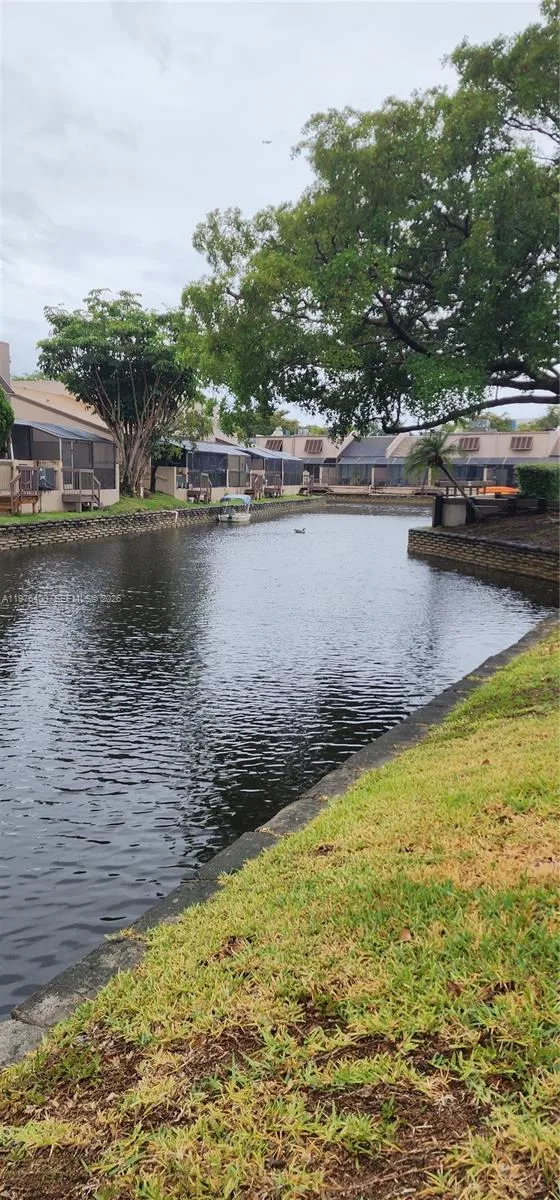 12305 Nw 11 12305, Pembroke Pines, Florida 33026, Pembroke Pines, Florida 33026, 2 Bedrooms Bedrooms, ,2 BathroomsBathrooms,Residential,For Sale,12305 Nw 11 12305, Pembroke Pines, Florida 33026,A11976400