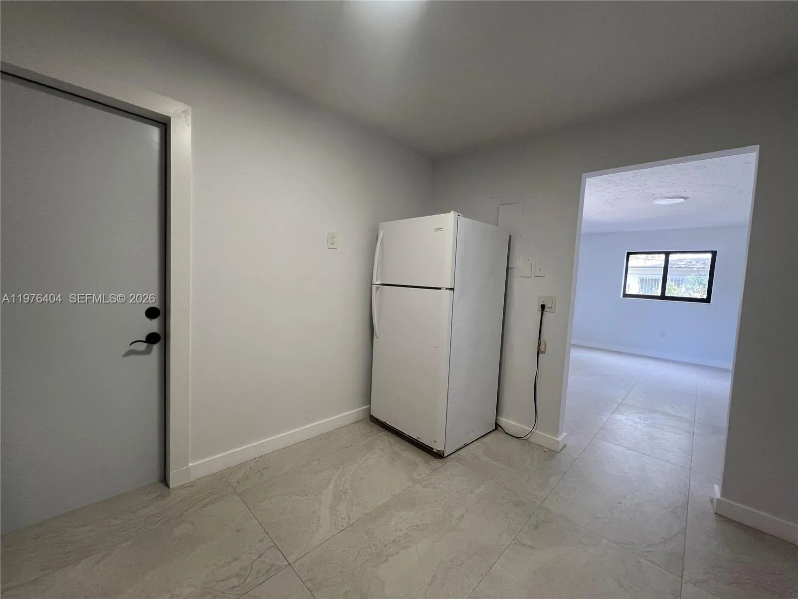 963 Nw 5th St 3, Miami, Florida 33128, Miami, Florida 33128, 2 Bedrooms Bedrooms, ,1 BathroomBathrooms,Residential Lease,For Rent,963 Nw 5th St 3, Miami, Florida 33128,A11976404