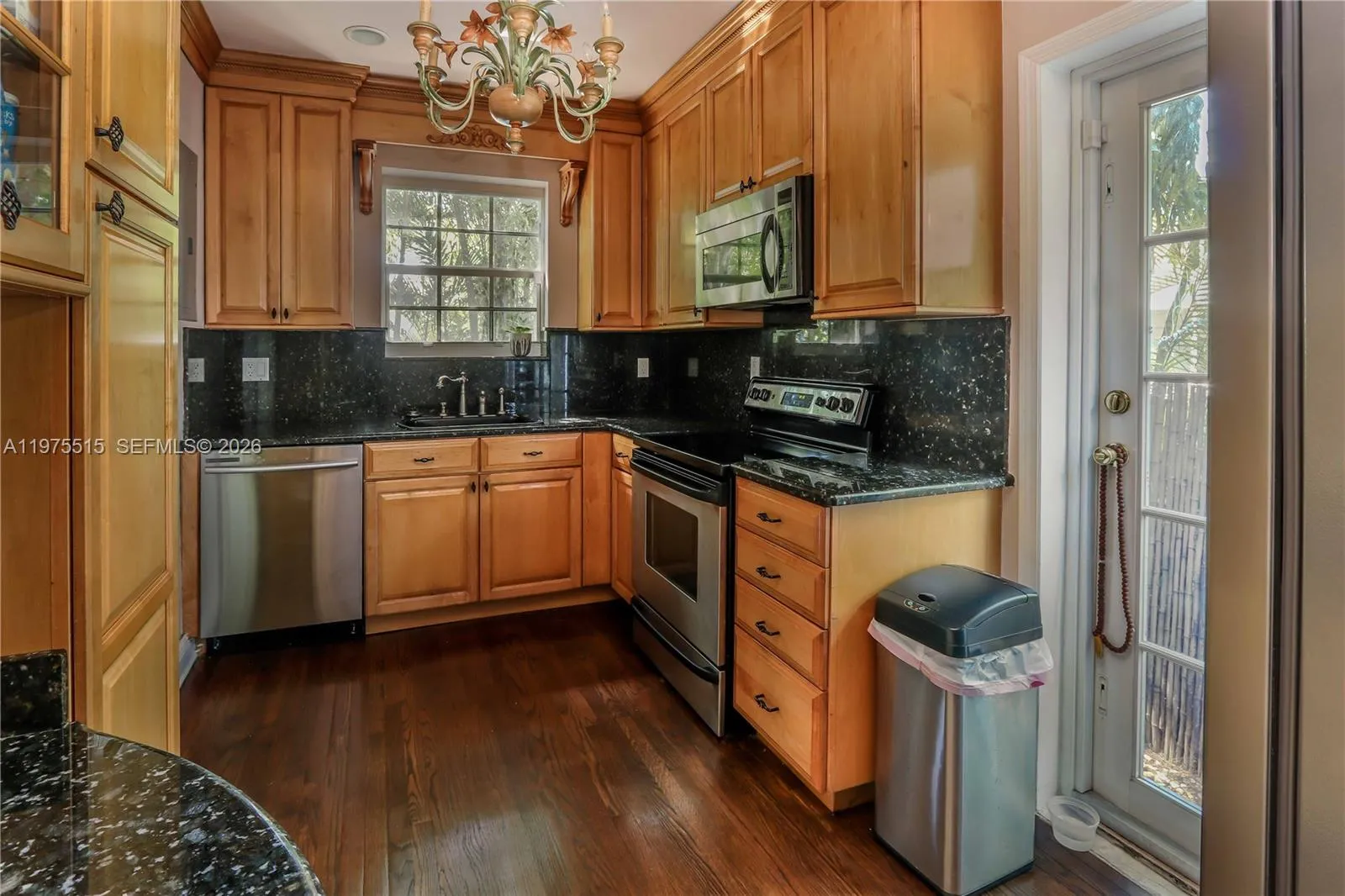 1260 La Mancha Ave, Coral Gables, Florida 33134, Coral Gables, Florida 33134, 2 Bedrooms Bedrooms, ,1 BathroomBathrooms,Residential Lease,For Rent,1260 La Mancha Ave, Coral Gables, Florida 33134,A11975515