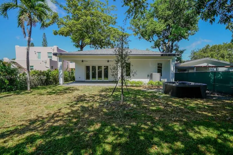 112 Nw 24th Ct, Miami, Florida 33125, Miami, Florida 33125, 4 Bedrooms Bedrooms, ,3 BathroomsBathrooms,Residential Lease,For Rent,112 Nw 24th Ct, Miami, Florida 33125,A11974777