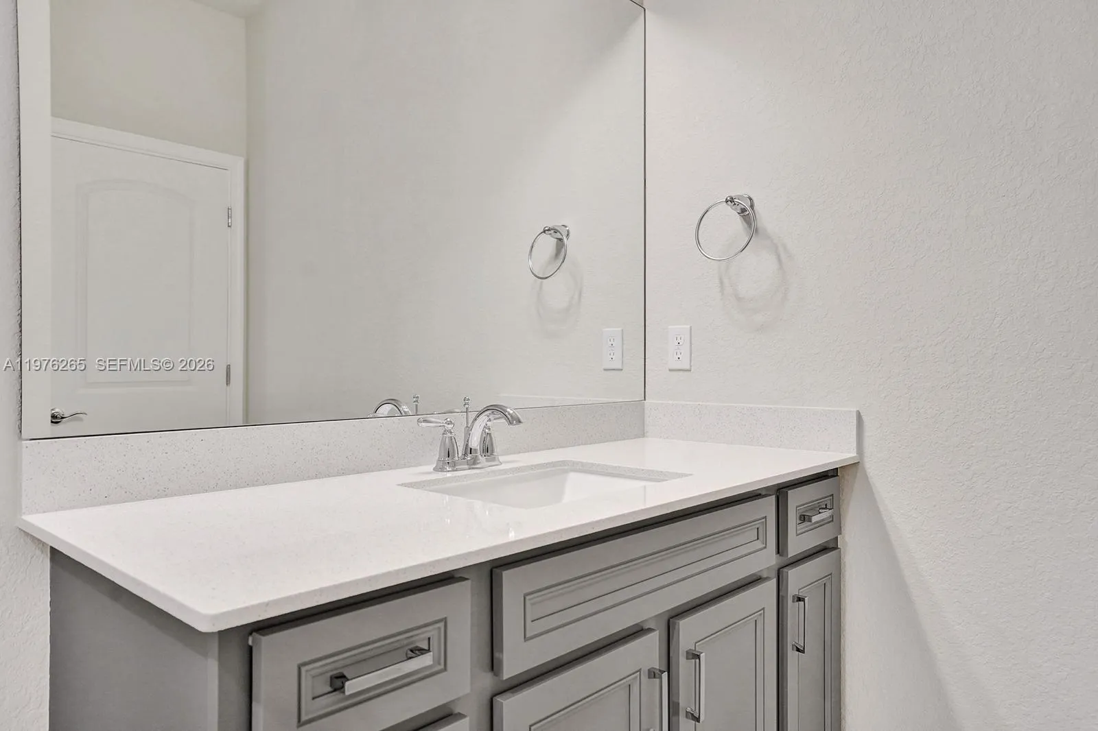 2202 S Appleton Circle S, Oakland Park, Florida 33, Oakland Park, Florida 33309, 3 Bedrooms Bedrooms, ,2 BathroomsBathrooms,Residential Lease,For Rent,2202 S Appleton Circle S, Oakland Park, Florida 33,A11976265