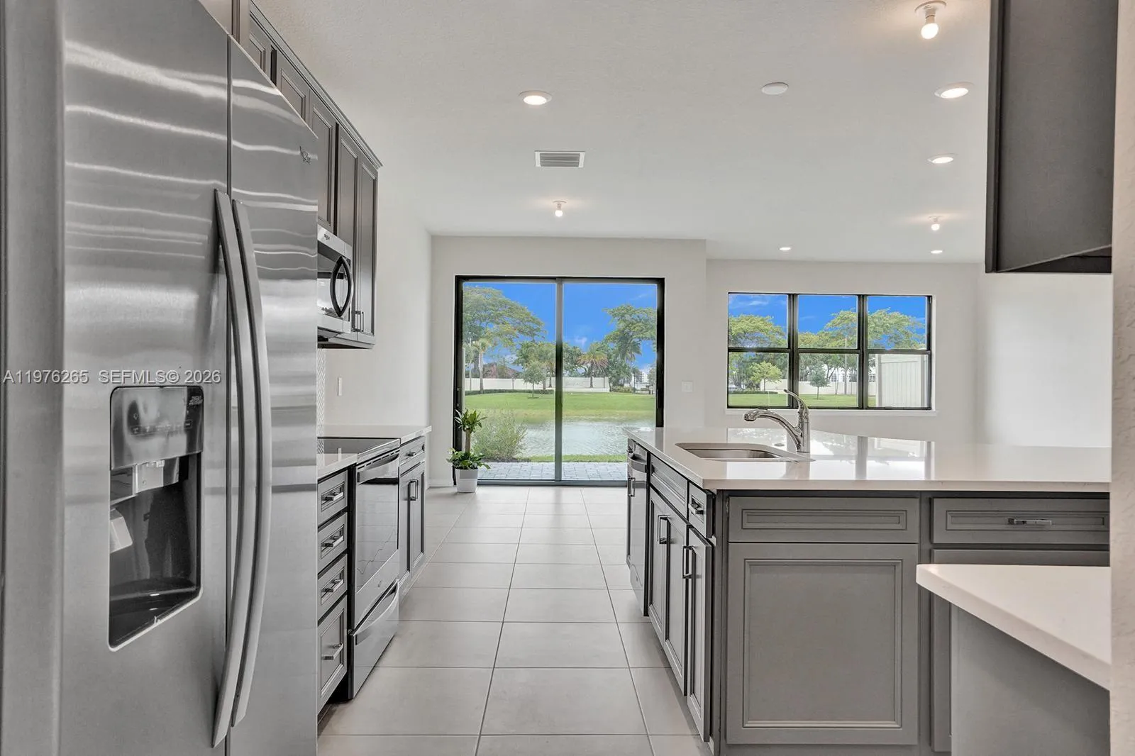 2202 S Appleton Circle S, Oakland Park, Florida 33, Oakland Park, Florida 33309, 3 Bedrooms Bedrooms, ,2 BathroomsBathrooms,Residential Lease,For Rent,2202 S Appleton Circle S, Oakland Park, Florida 33,A11976265