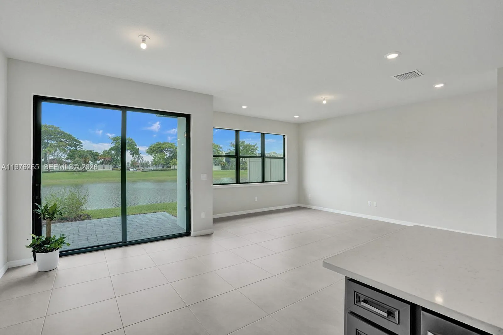2202 S Appleton Circle S, Oakland Park, Florida 33, Oakland Park, Florida 33309, 3 Bedrooms Bedrooms, ,2 BathroomsBathrooms,Residential Lease,For Rent,2202 S Appleton Circle S, Oakland Park, Florida 33,A11976265