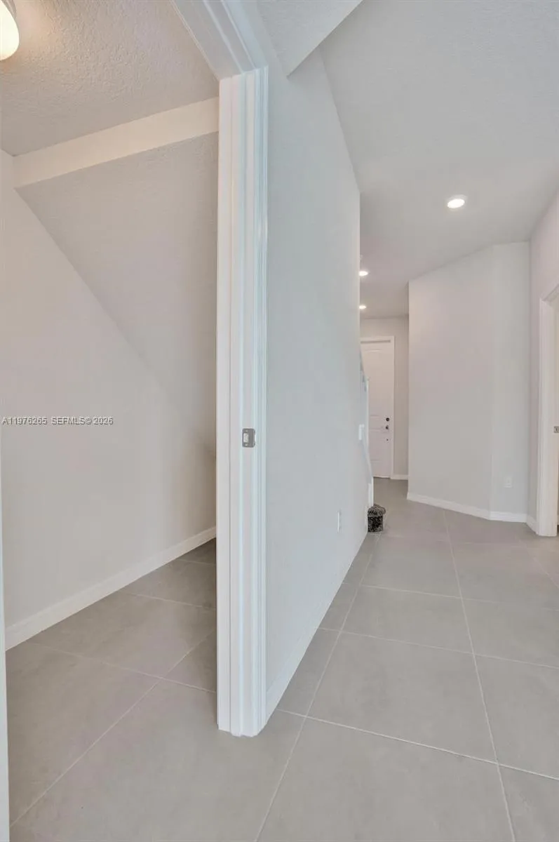 2202 S Appleton Circle S, Oakland Park, Florida 33, Oakland Park, Florida 33309, 3 Bedrooms Bedrooms, ,2 BathroomsBathrooms,Residential Lease,For Rent,2202 S Appleton Circle S, Oakland Park, Florida 33,A11976265