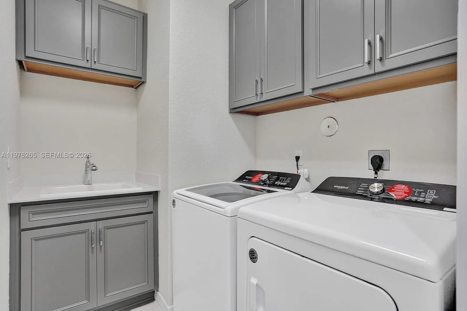 2202 S Appleton Circle S, Oakland Park, Florida 33, Oakland Park, Florida 33309, 3 Bedrooms Bedrooms, ,2 BathroomsBathrooms,Residential Lease,For Rent,2202 S Appleton Circle S, Oakland Park, Florida 33,A11976265