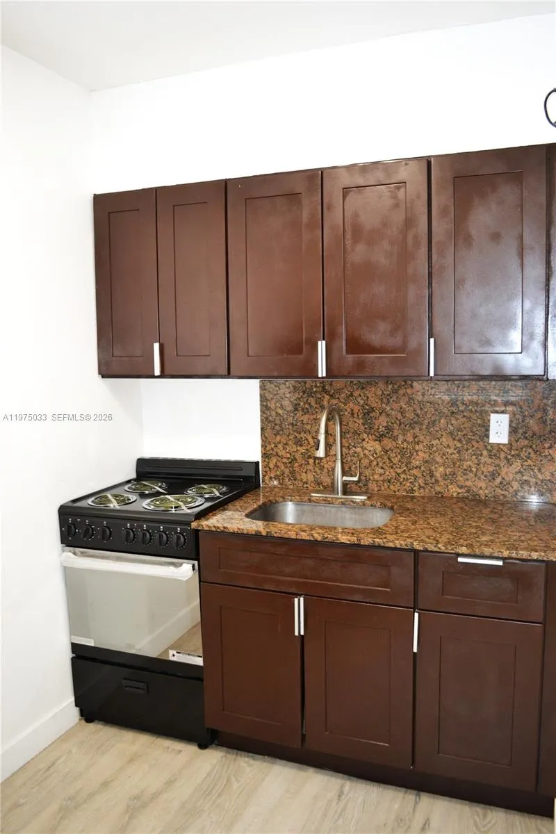 1035 Sw 4th St 3, Miami, Florida 33130, Miami, Florida 33130, 1 Bedroom Bedrooms, ,1 BathroomBathrooms,Residential Lease,For Rent,1035 Sw 4th St 3, Miami, Florida 33130,A11975033
