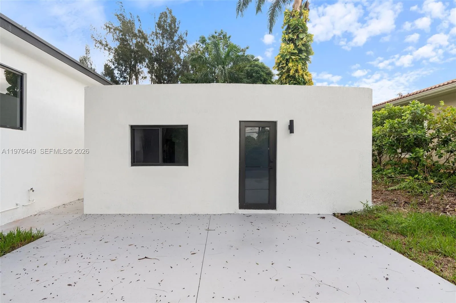 4800 Sw 61st Ave, Davie, Florida 33314, Davie, Florida 33314, 5 Bedrooms Bedrooms, ,4 BathroomsBathrooms,Residential Lease,For Rent,4800 Sw 61st Ave, Davie, Florida 33314,A11976449