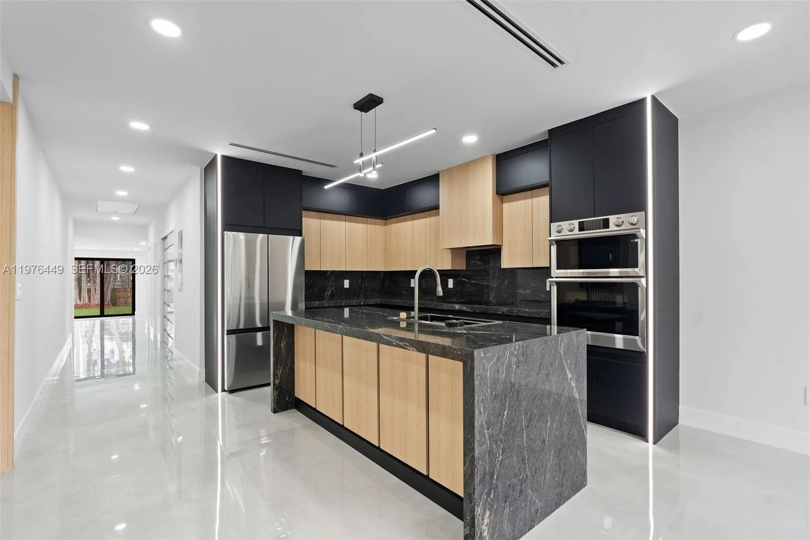 4800 Sw 61st Ave, Davie, Florida 33314, Davie, Florida 33314, 5 Bedrooms Bedrooms, ,4 BathroomsBathrooms,Residential Lease,For Rent,4800 Sw 61st Ave, Davie, Florida 33314,A11976449