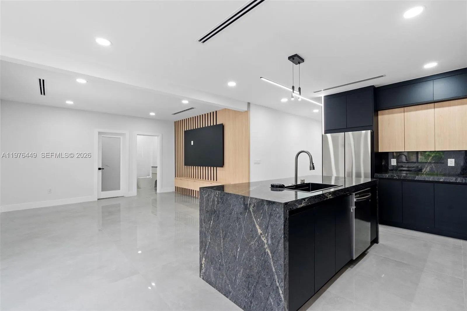 4800 Sw 61st Ave, Davie, Florida 33314, Davie, Florida 33314, 5 Bedrooms Bedrooms, ,4 BathroomsBathrooms,Residential Lease,For Rent,4800 Sw 61st Ave, Davie, Florida 33314,A11976449