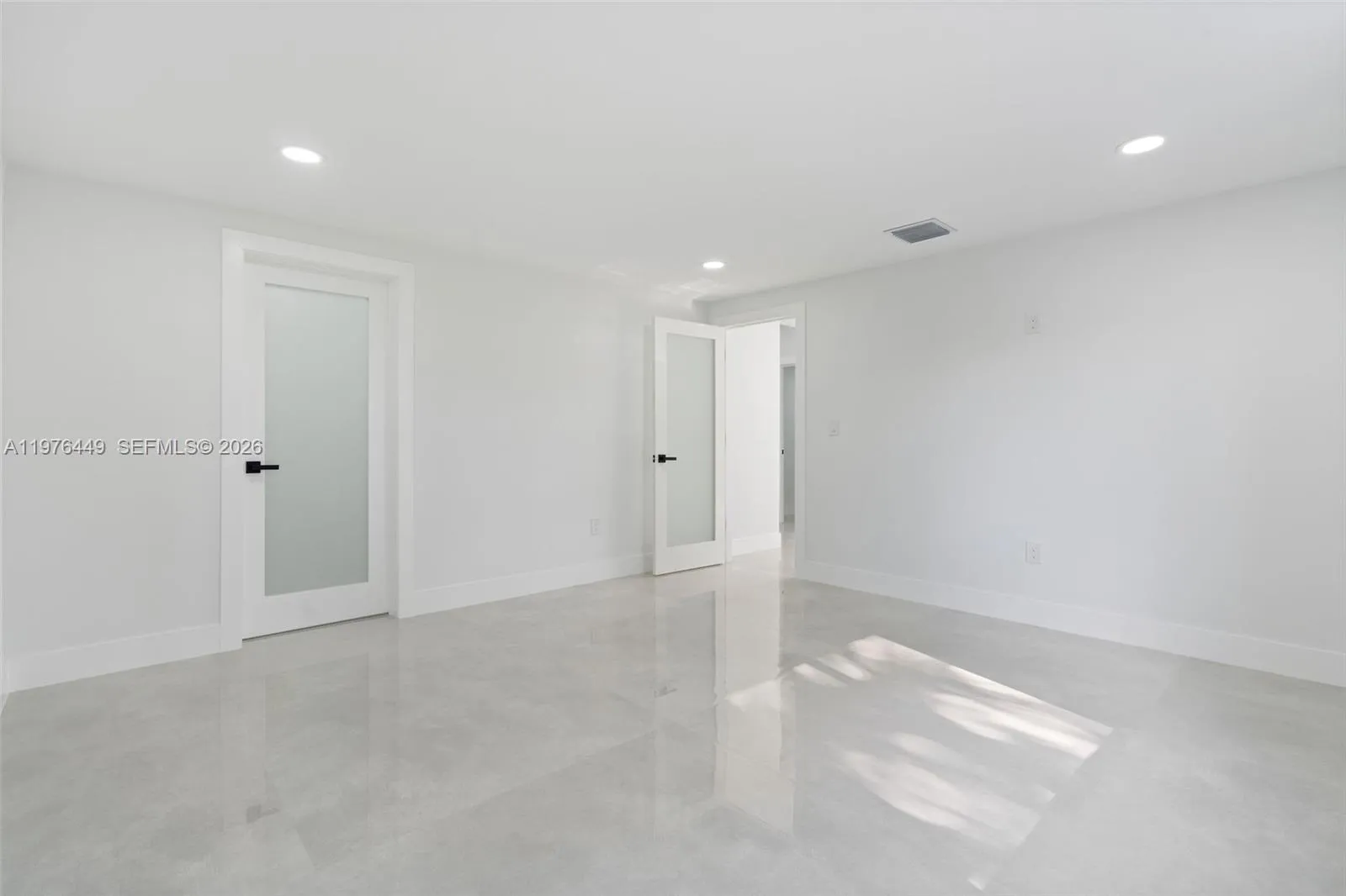 4800 Sw 61st Ave, Davie, Florida 33314, Davie, Florida 33314, 5 Bedrooms Bedrooms, ,4 BathroomsBathrooms,Residential Lease,For Rent,4800 Sw 61st Ave, Davie, Florida 33314,A11976449