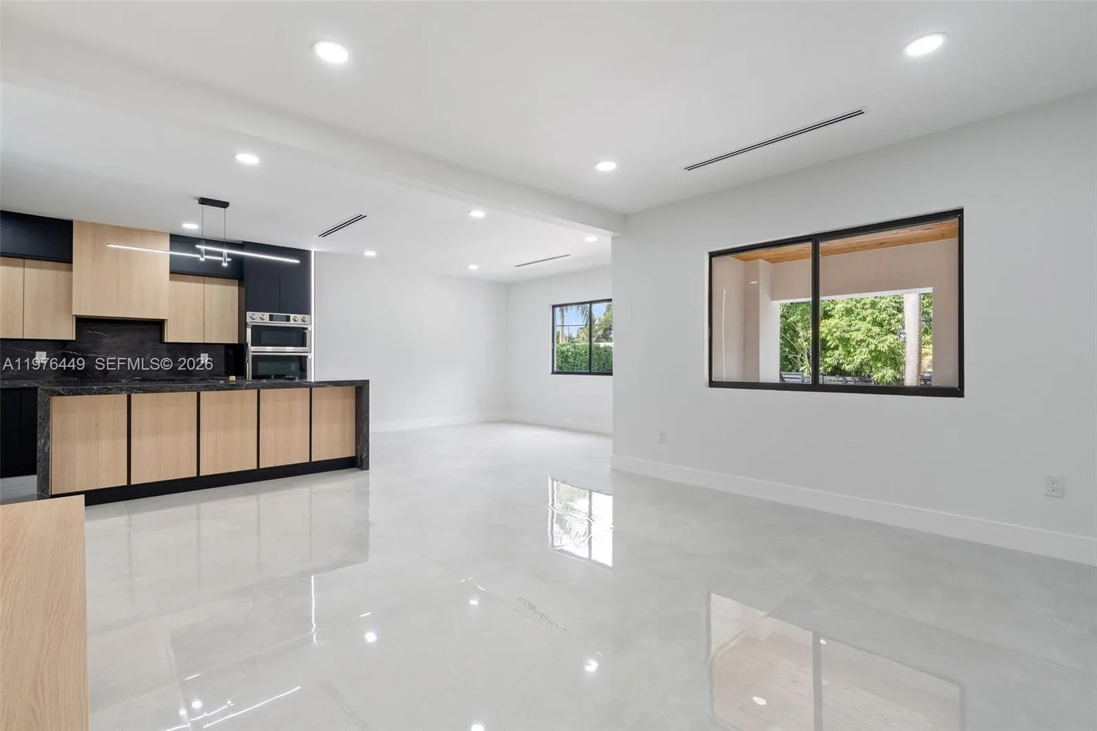 4800 Sw 61st Ave, Davie, Florida 33314, Davie, Florida 33314, 5 Bedrooms Bedrooms, ,4 BathroomsBathrooms,Residential Lease,For Rent,4800 Sw 61st Ave, Davie, Florida 33314,A11976449