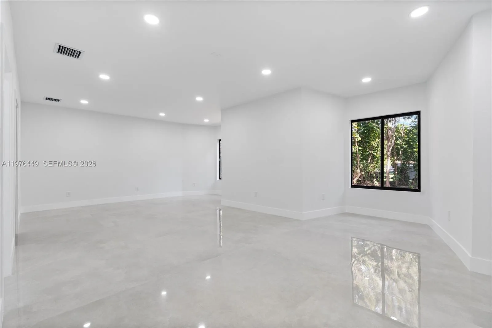 4800 Sw 61st Ave, Davie, Florida 33314, Davie, Florida 33314, 5 Bedrooms Bedrooms, ,4 BathroomsBathrooms,Residential Lease,For Rent,4800 Sw 61st Ave, Davie, Florida 33314,A11976449
