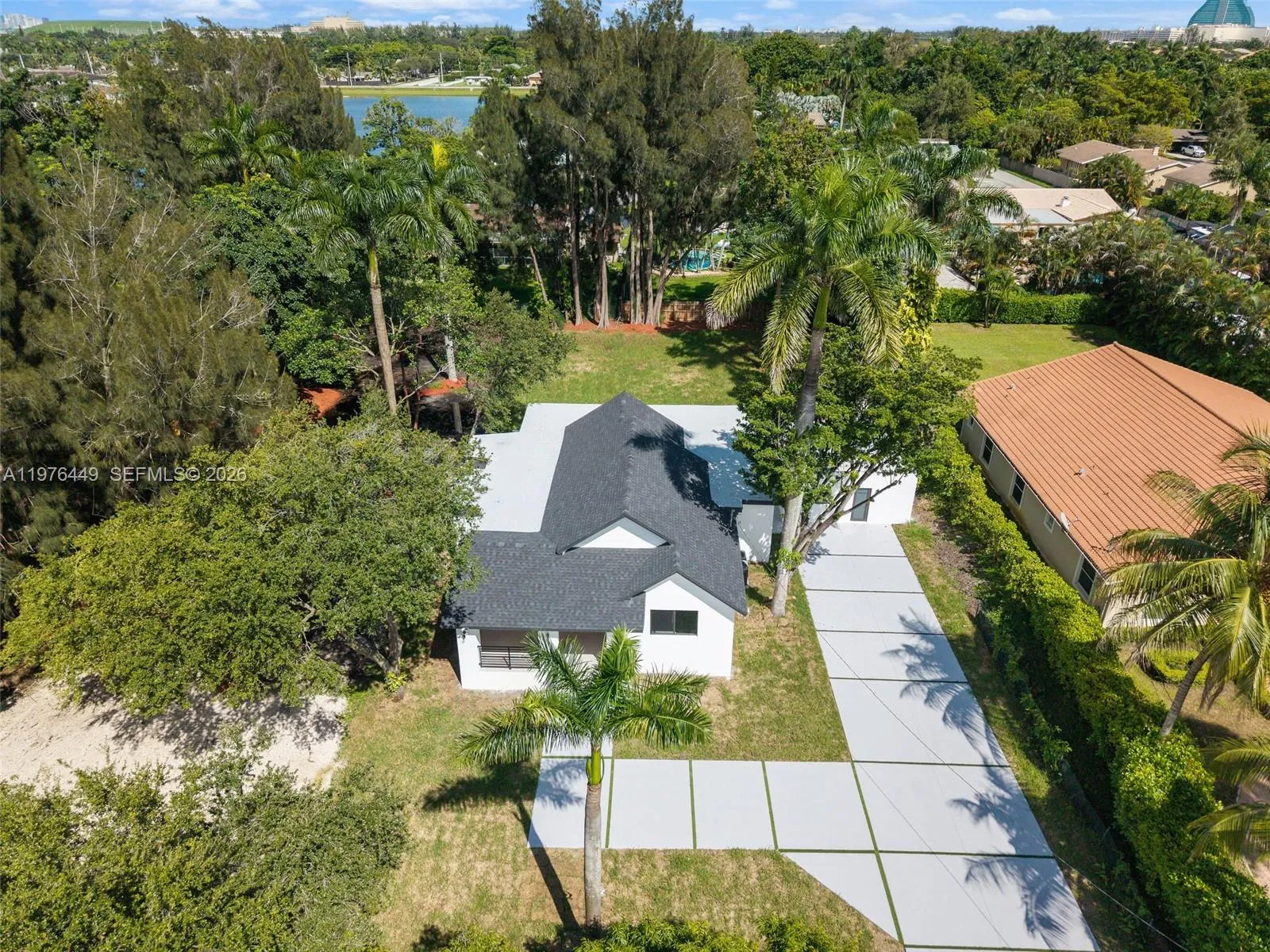 4800 Sw 61st Ave, Davie, Florida 33314, Davie, Florida 33314, 5 Bedrooms Bedrooms, ,4 BathroomsBathrooms,Residential Lease,For Rent,4800 Sw 61st Ave, Davie, Florida 33314,A11976449
