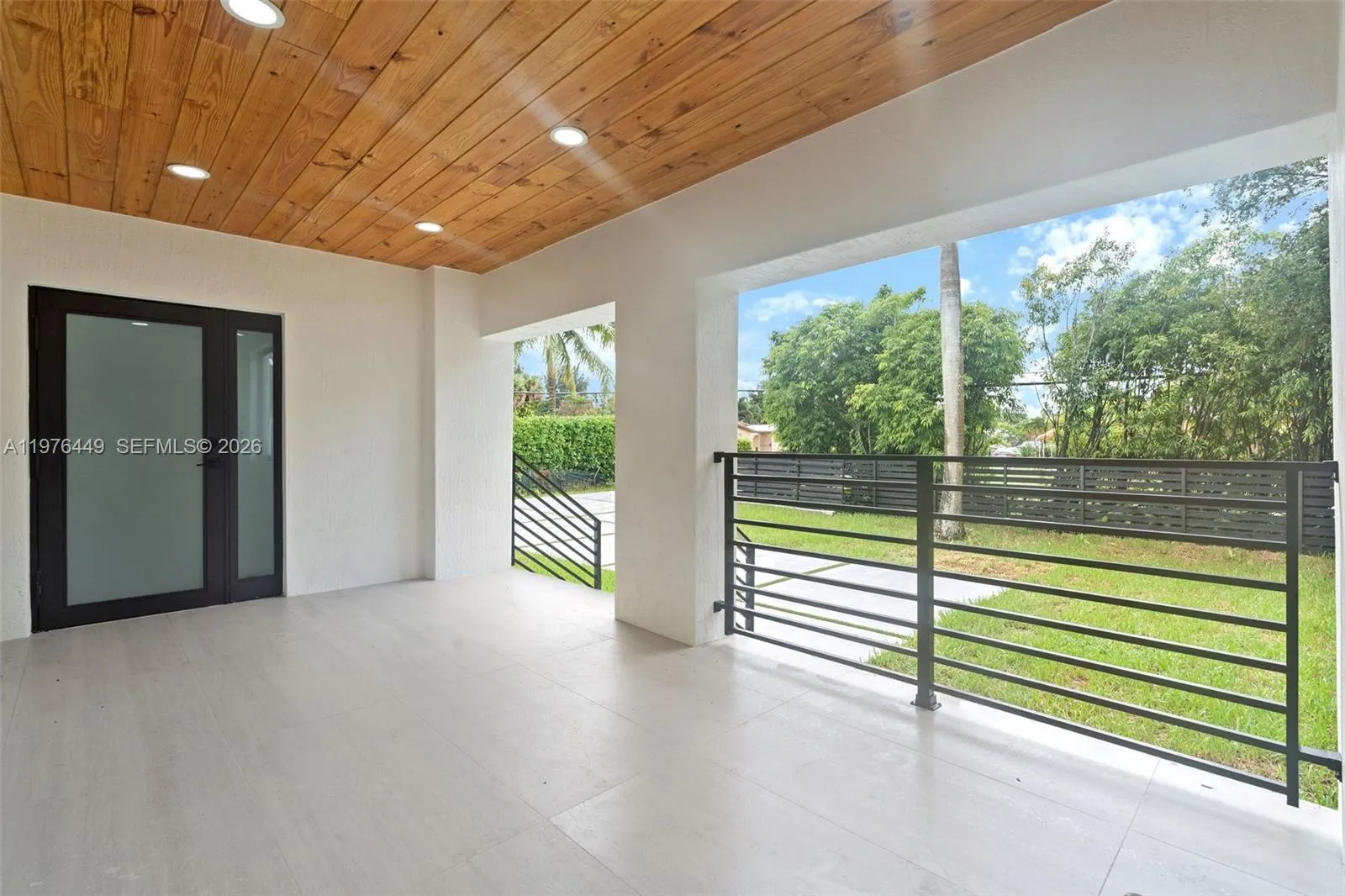 4800 Sw 61st Ave, Davie, Florida 33314, Davie, Florida 33314, 5 Bedrooms Bedrooms, ,4 BathroomsBathrooms,Residential Lease,For Rent,4800 Sw 61st Ave, Davie, Florida 33314,A11976449