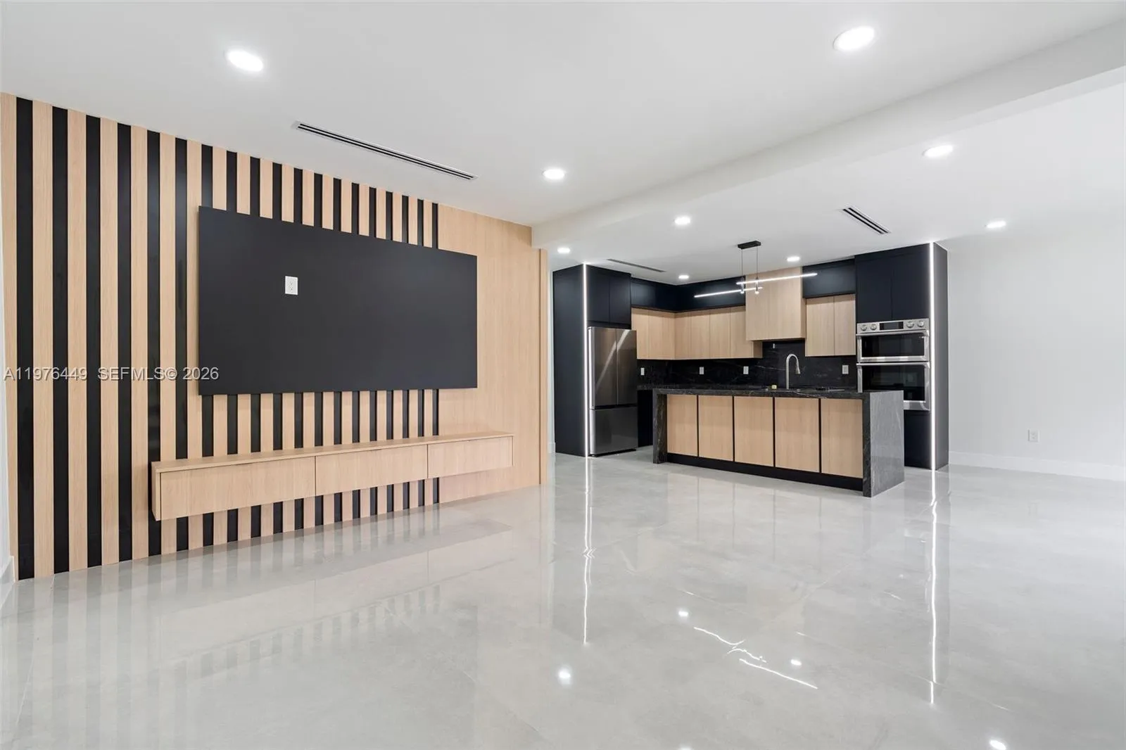 4800 Sw 61st Ave, Davie, Florida 33314, Davie, Florida 33314, 5 Bedrooms Bedrooms, ,4 BathroomsBathrooms,Residential Lease,For Rent,4800 Sw 61st Ave, Davie, Florida 33314,A11976449