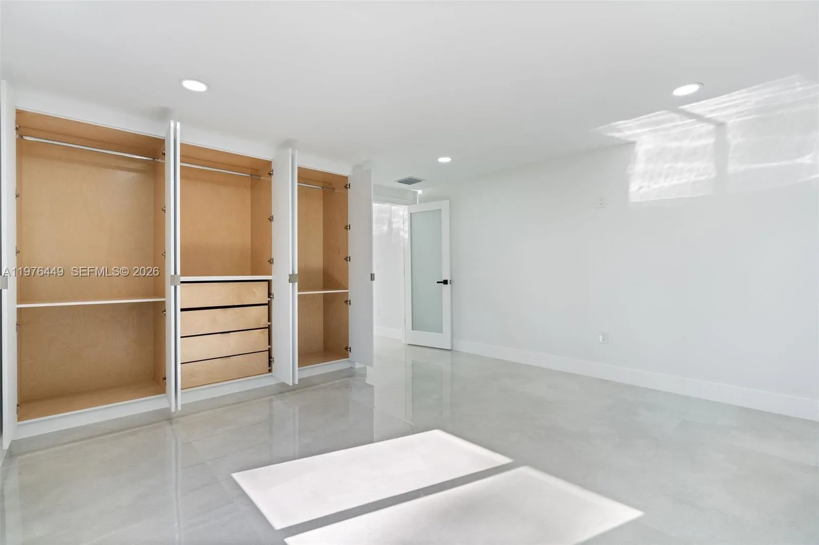 4800 Sw 61st Ave, Davie, Florida 33314, Davie, Florida 33314, 5 Bedrooms Bedrooms, ,4 BathroomsBathrooms,Residential Lease,For Rent,4800 Sw 61st Ave, Davie, Florida 33314,A11976449