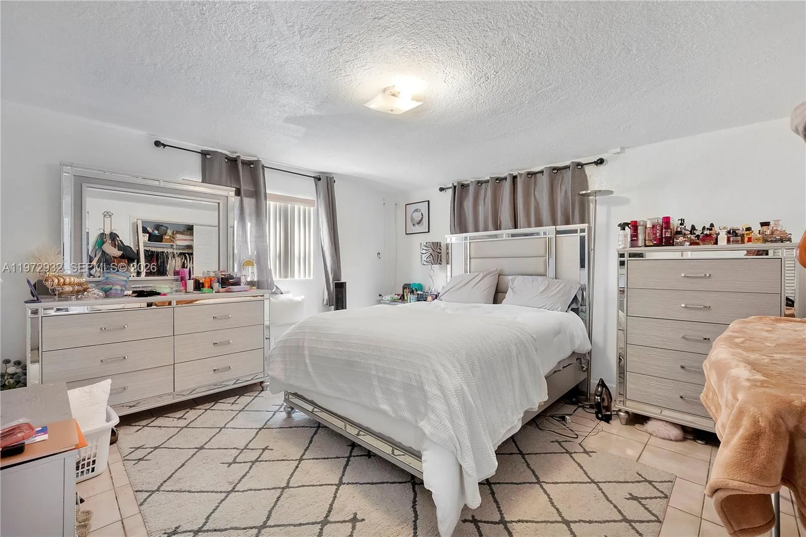 1563 Ne 148th St, Miami, Florida 33161, Miami, Florida 33161, ,Residential Income,For Sale,1563 Ne 148th St, Miami, Florida 33161,A11972932