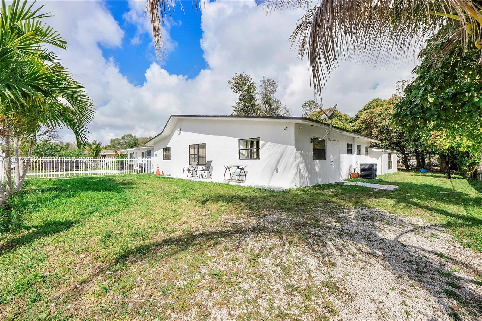 1563 Ne 148th St, Miami, Florida 33161, Miami, Florida 33161, ,Residential Income,For Sale,1563 Ne 148th St, Miami, Florida 33161,A11972932