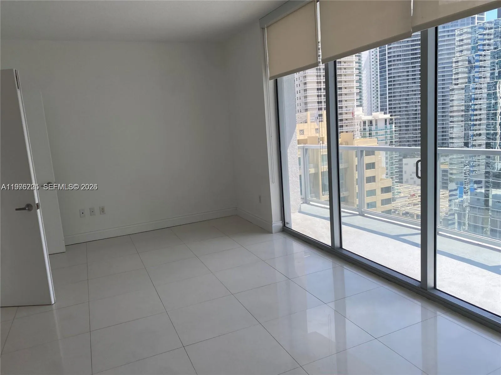 1060 S Brickell Ave 1709, Miami, Florida 33131, Miami, Florida 33131, ,1 BathroomBathrooms,Residential Lease,For Rent,1060 S Brickell Ave 1709, Miami, Florida 33131,A11976225