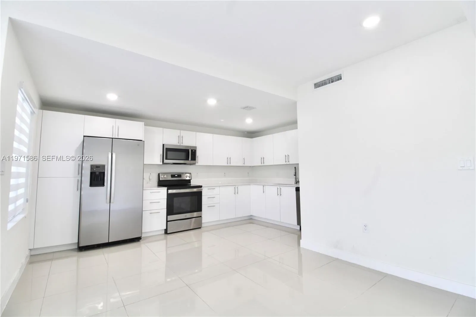 25875 Sw 145th Ave, Homestead, Florida 33032, Homestead, Florida 33032, 3 Bedrooms Bedrooms, ,2 BathroomsBathrooms,Residential Lease,For Rent,25875 Sw 145th Ave, Homestead, Florida 33032,A11971586