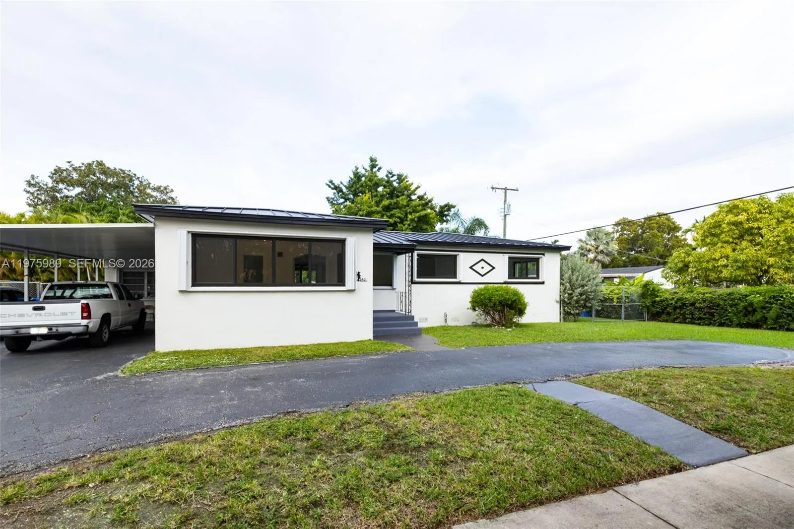 3401 Sw 17th St 3401, Miami, Florida 33145, Miami, Florida 33145, 4 Bedrooms Bedrooms, ,2 BathroomsBathrooms,Residential Lease,For Rent,3401 Sw 17th St 3401, Miami, Florida 33145,A11975989