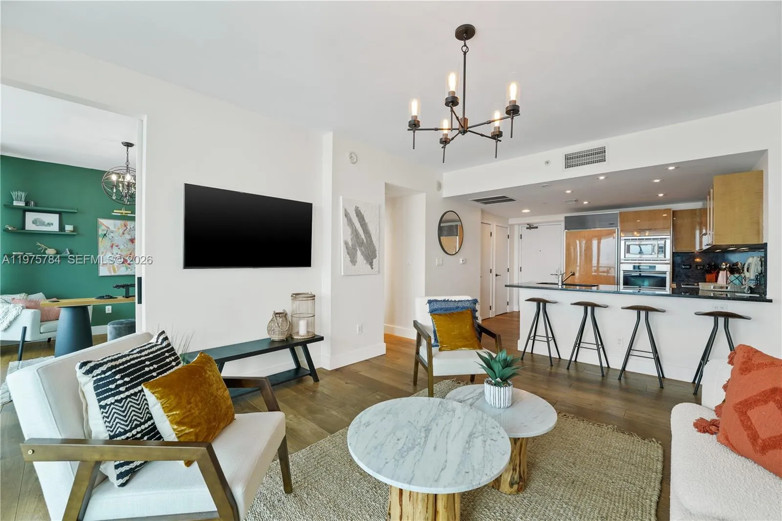 6799 Collins Ave 1506, Miami Beach, Florida 33141, Miami Beach, Florida 33141, 2 Bedrooms Bedrooms, ,2 BathroomsBathrooms,Residential Lease,For Rent,6799 Collins Ave 1506, Miami Beach, Florida 33141,A11975784